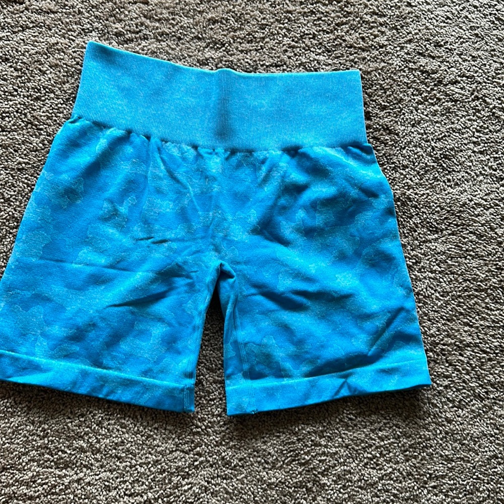 NVGTN blue camo seamless biker shorts